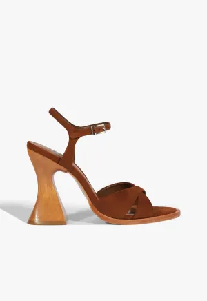 Hilda Curve Sandal