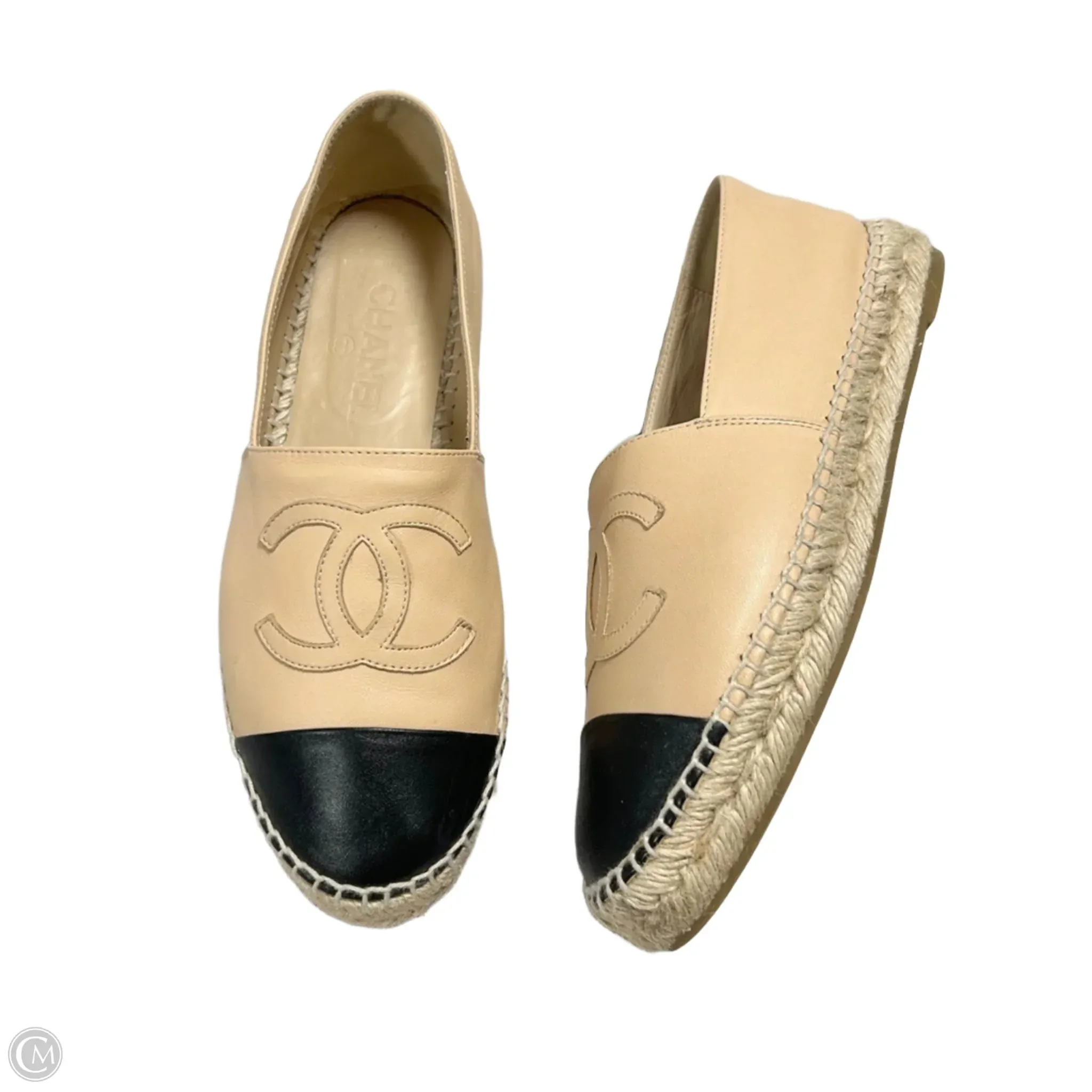 Shoes Luxury Designer By Chanel In Black & Tan, Size: 9